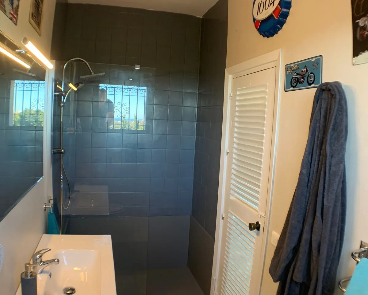 52b31df7-df20-4521-a7de-26353f5cfd4d