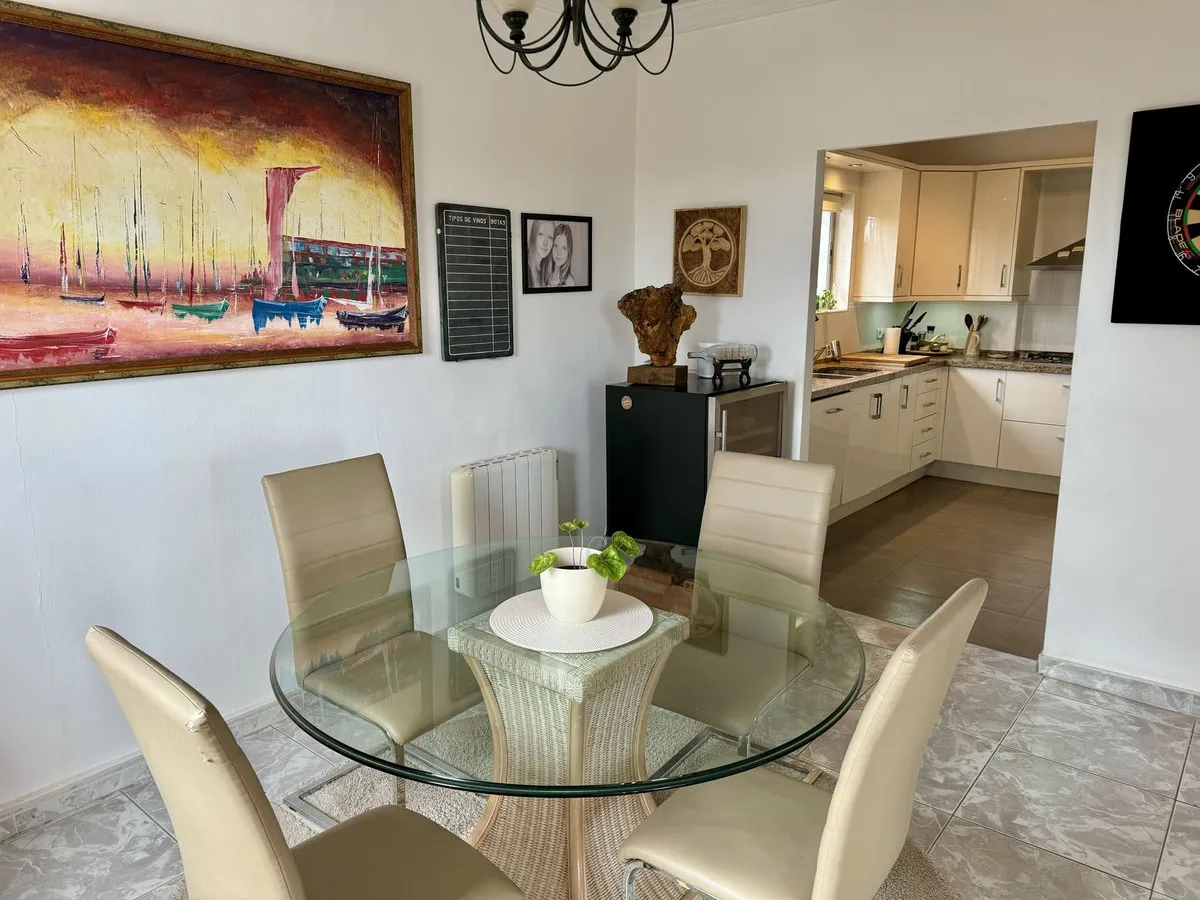 77ea5dbc-061e-4175-a9d6-2a9aee58a2f6