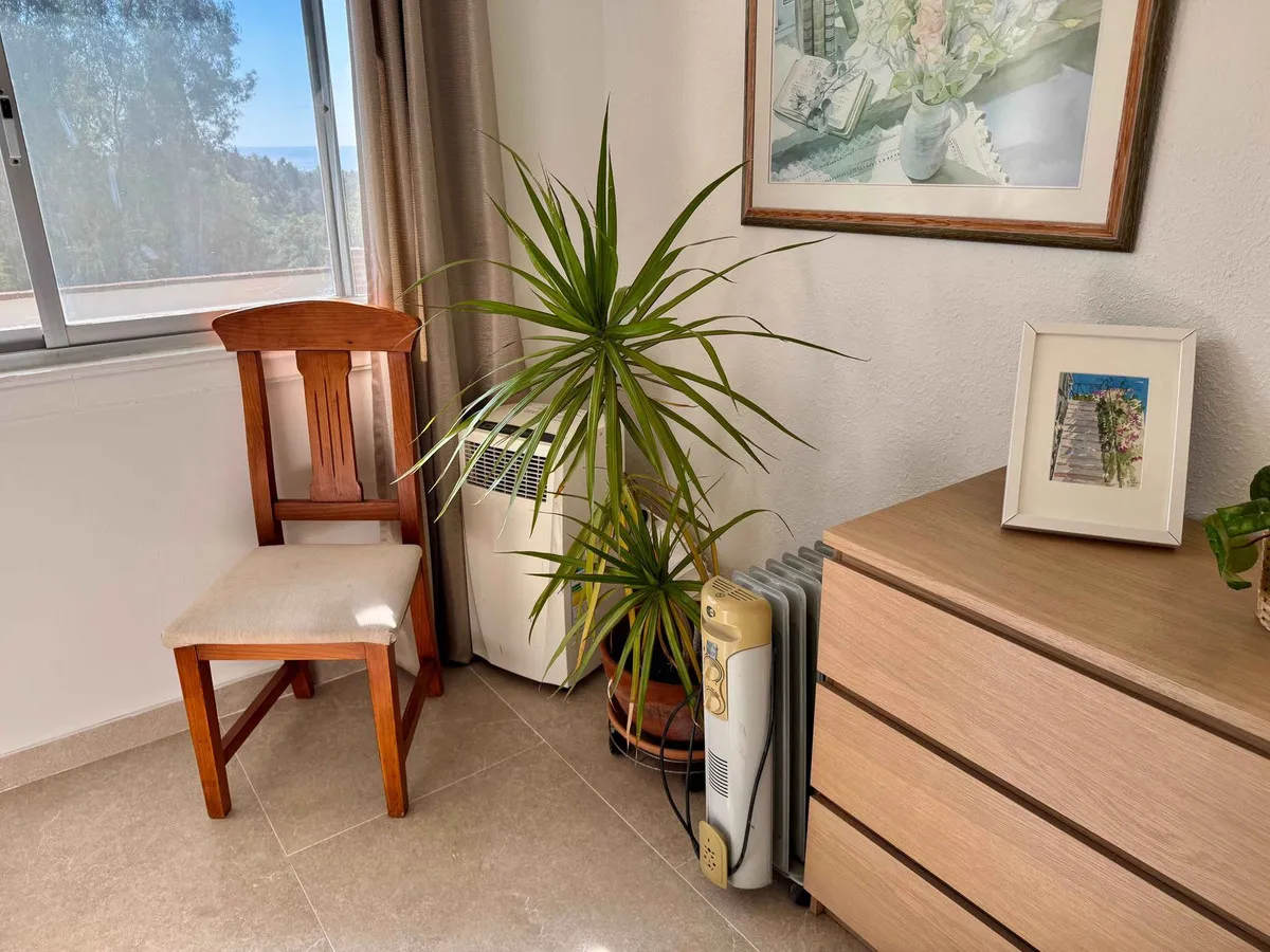 c2c57854-34be-4348-aa2e-5fde66b8691f