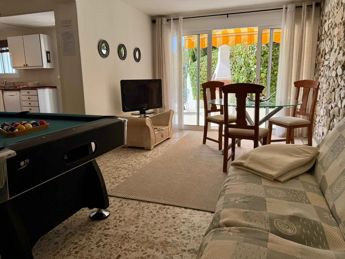 c34ad33c-0a38-4cee-8881-f128298bdc8d