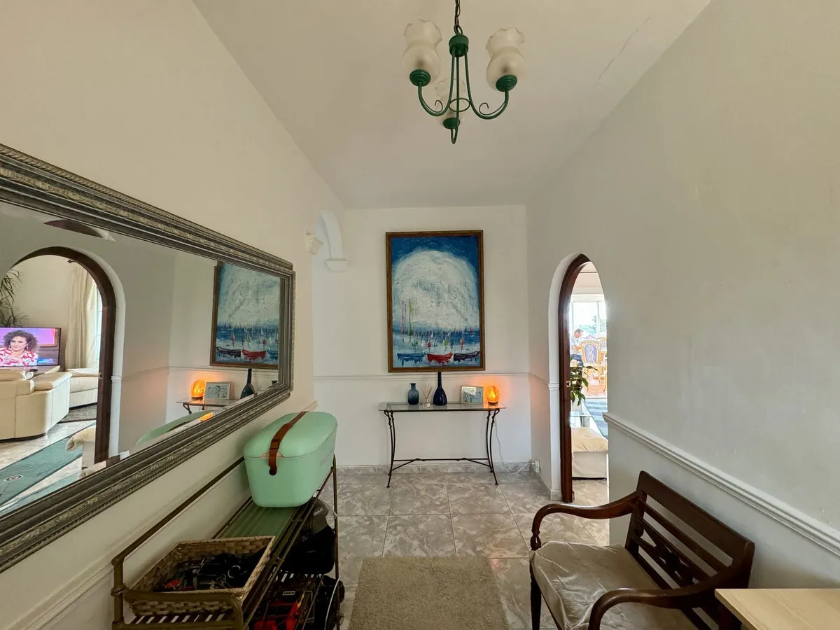 e4e30388-4e37-4879-afa7-4c818860bd27