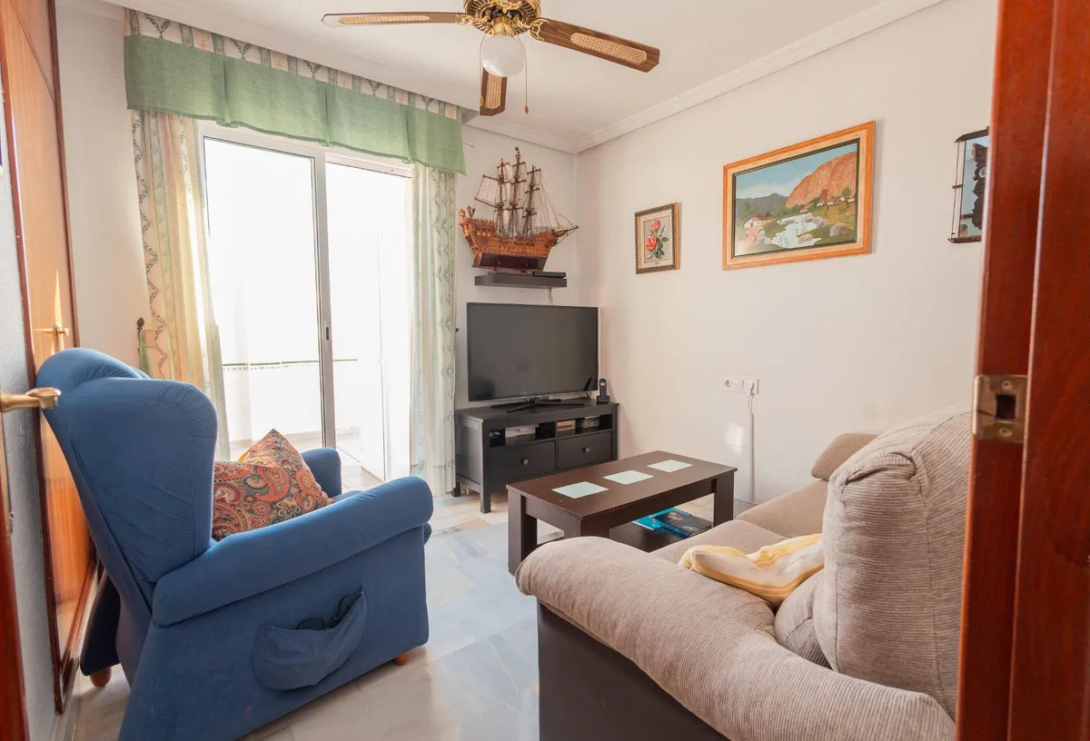 1f8204c1-3d50-4482-b3d9-32824635eba5