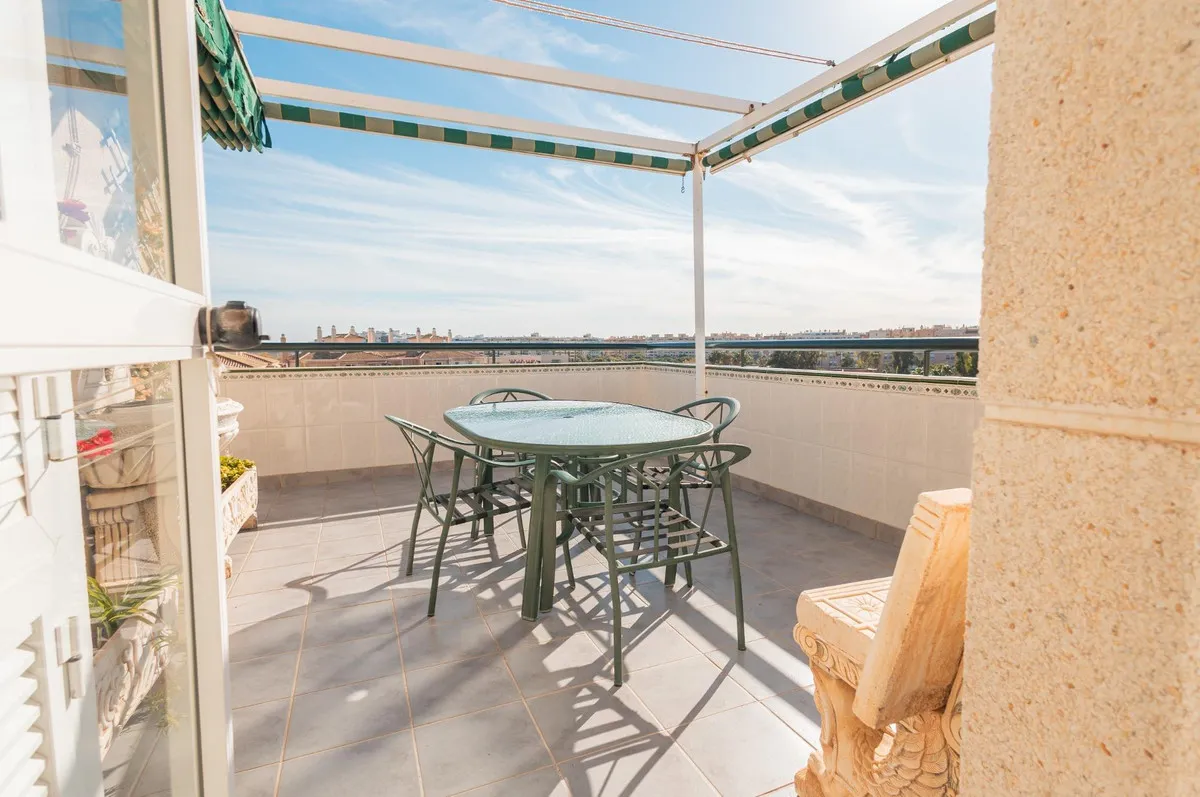 5696074e-de7e-49f2-a714-8622943011f1