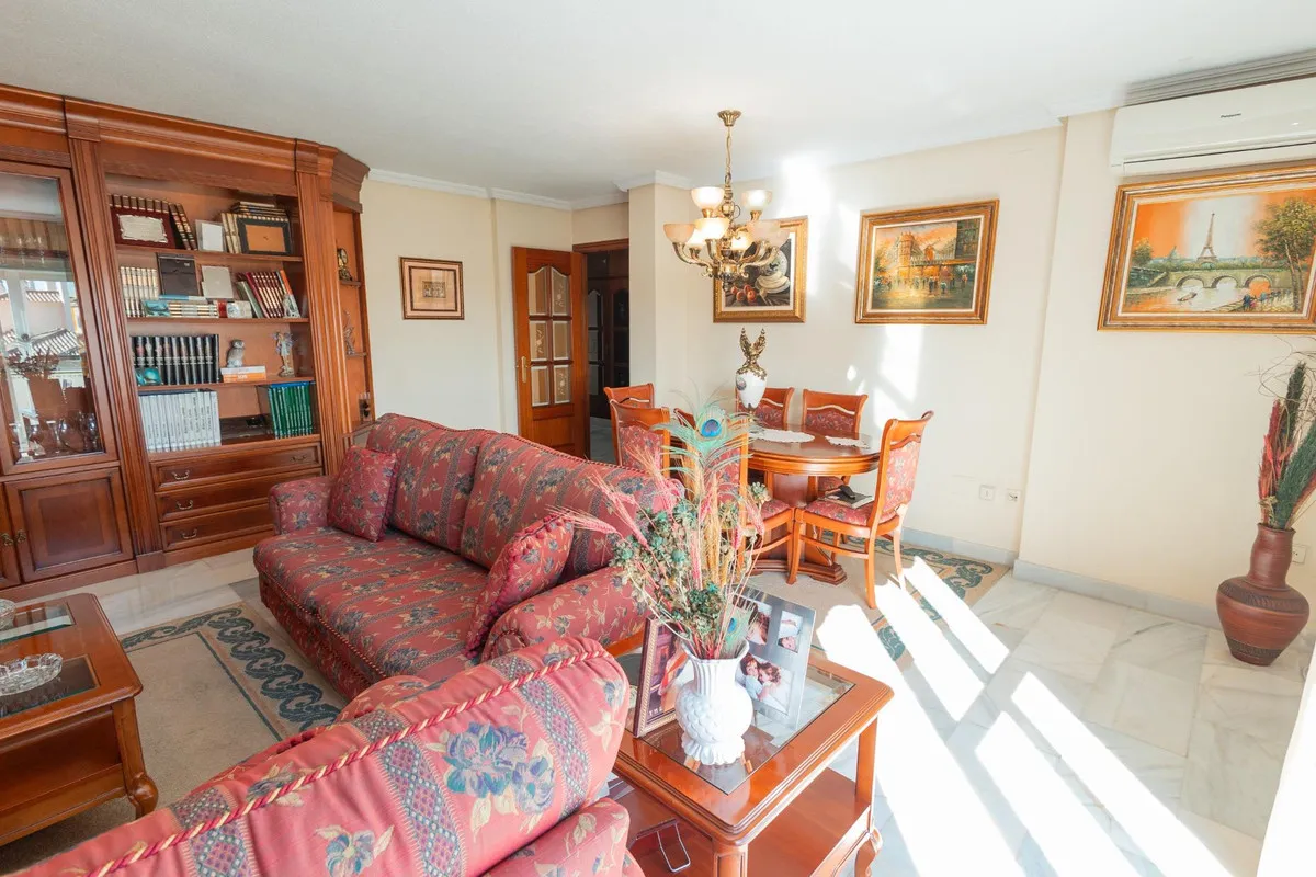 58cf6daa-c670-4b16-b5af-9647945bfec7