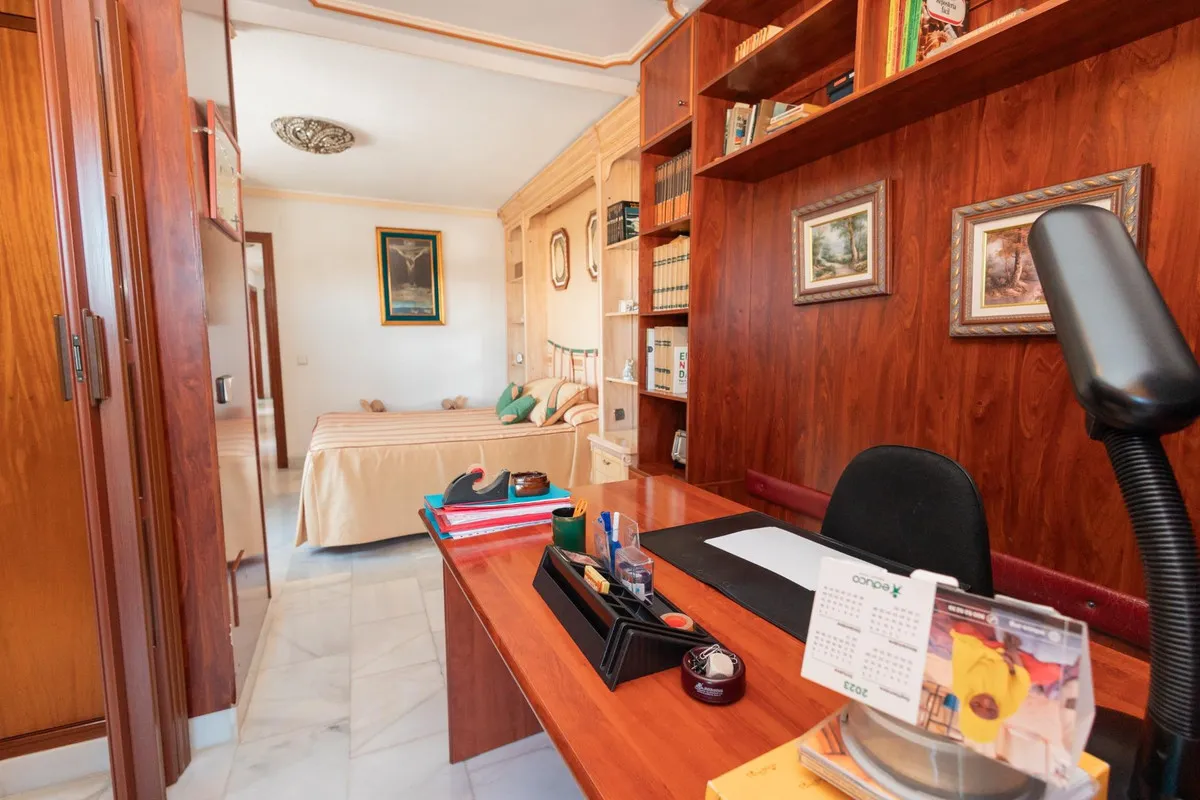 caac7453-656c-460a-b48e-e18aa281b5ea