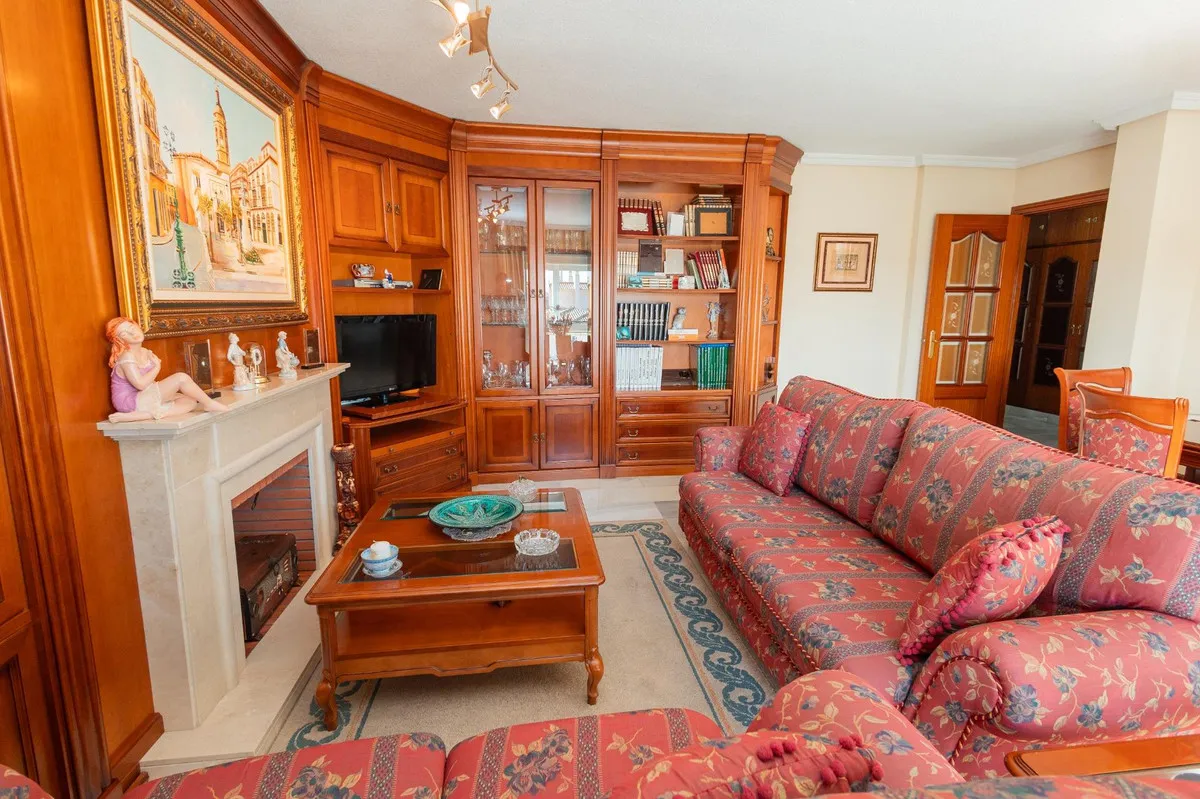 e4d5e956-d78b-43d8-9fe2-bfb50e986e77