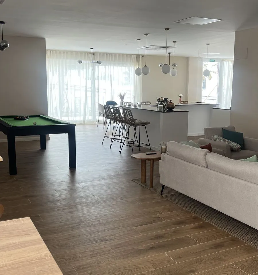 007b49b9-1967-4c34-99bc-3f635c7f3c8d