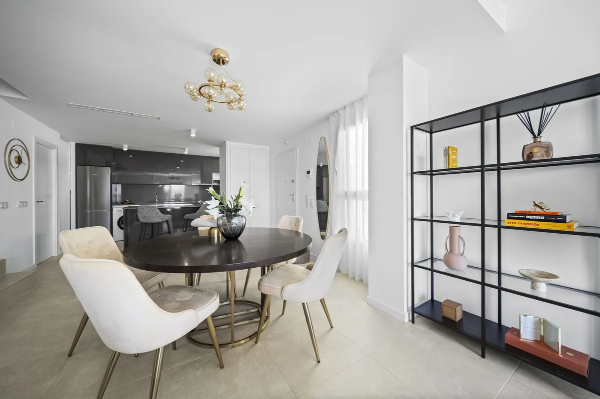 083ad9f1-7180-4083-8508-1b27ec5c7f0c