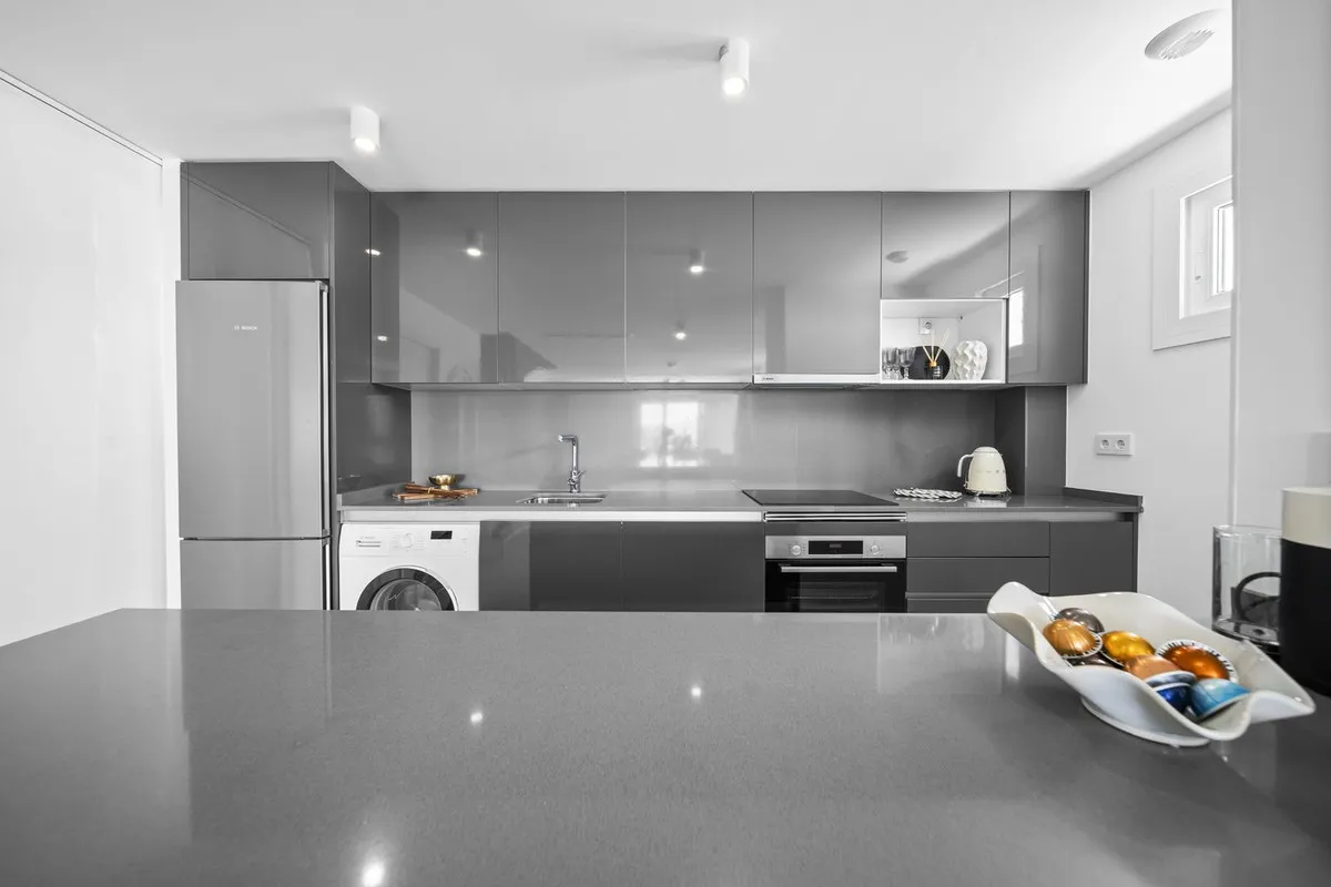 1a8ca363-8dc4-44d3-98bc-23bec7084fe5