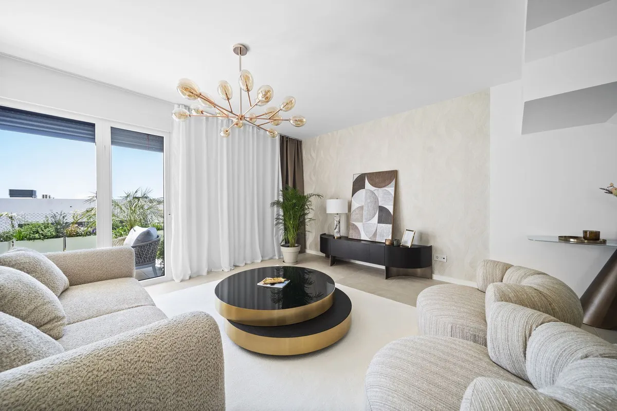 70ed5e61-08aa-4c22-9301-6333ae69d191