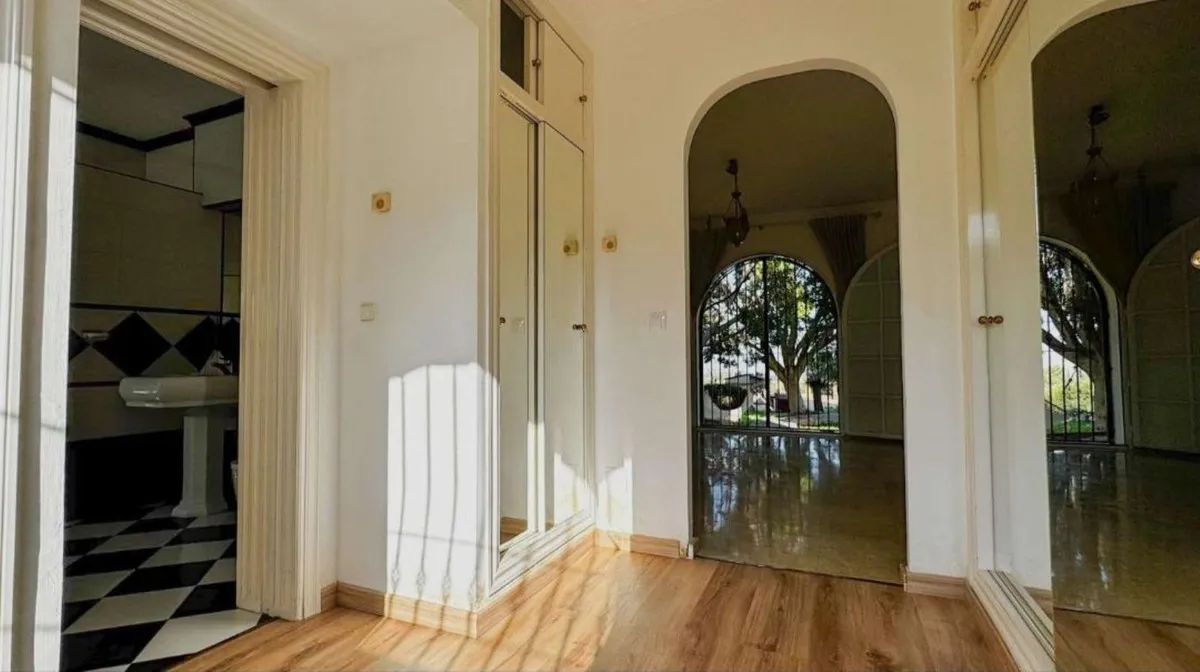 bb70f7a5-2ccc-4445-b0ce-dc39378a72c3