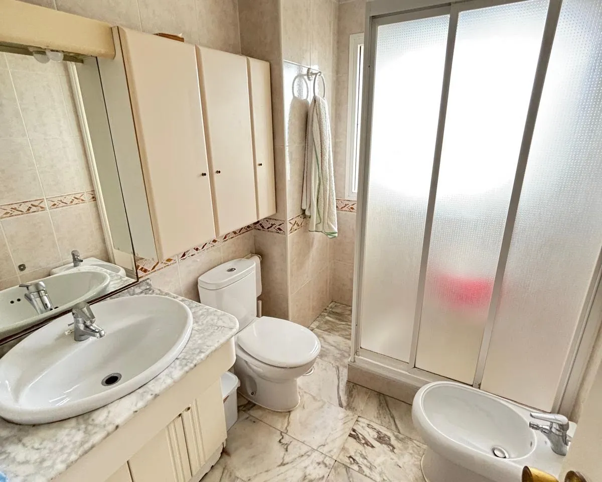 572f0463-6c30-4264-aa88-898ba59c315e