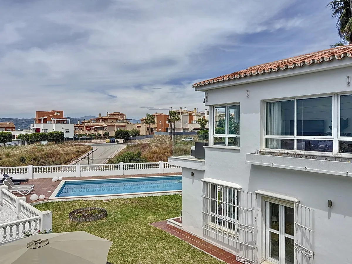 83bf341f-a85a-4196-9ef9-3787a24dcbff