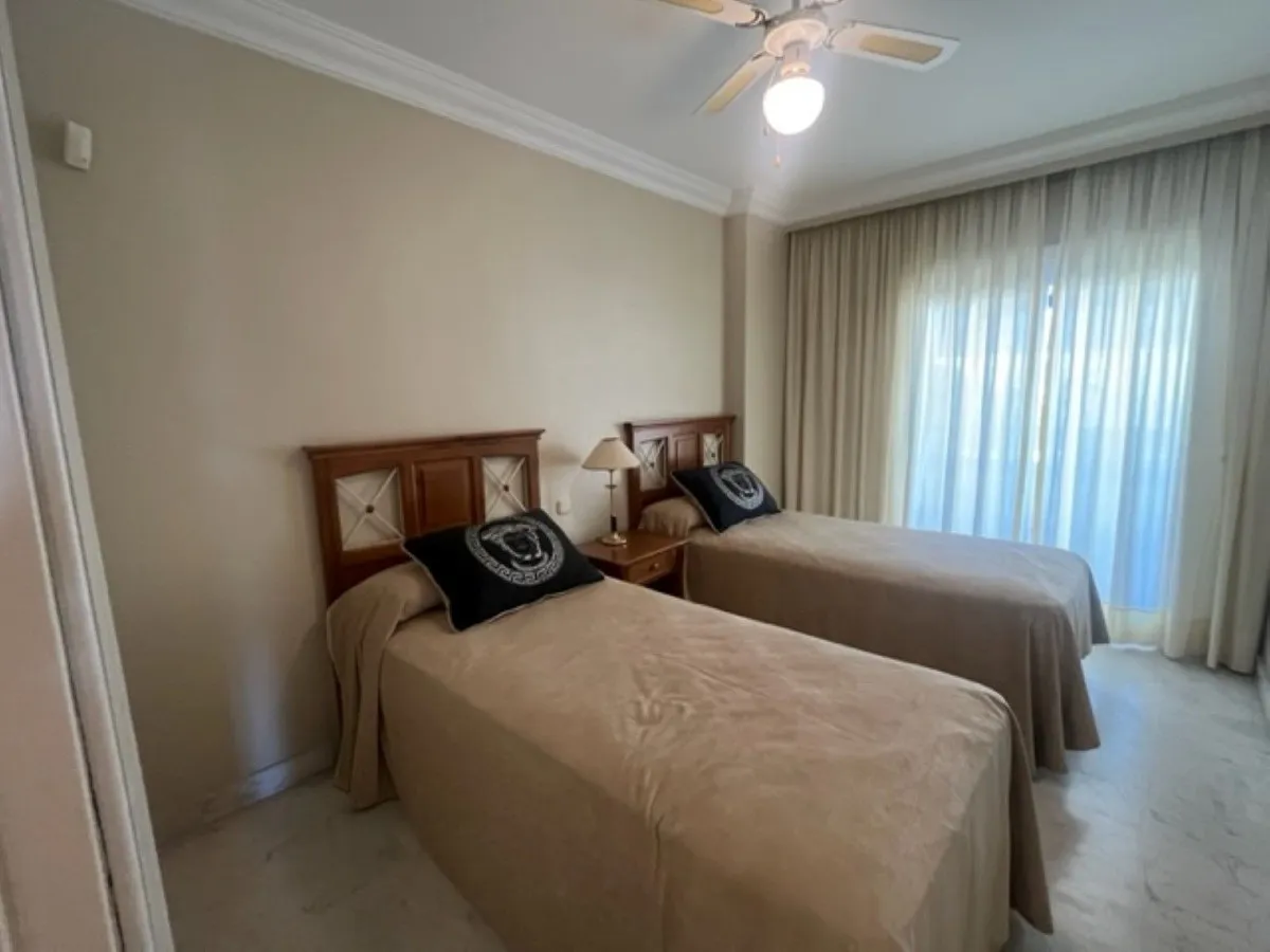 1d4ac7d1-5728-4a67-a145-901999c7fc0f