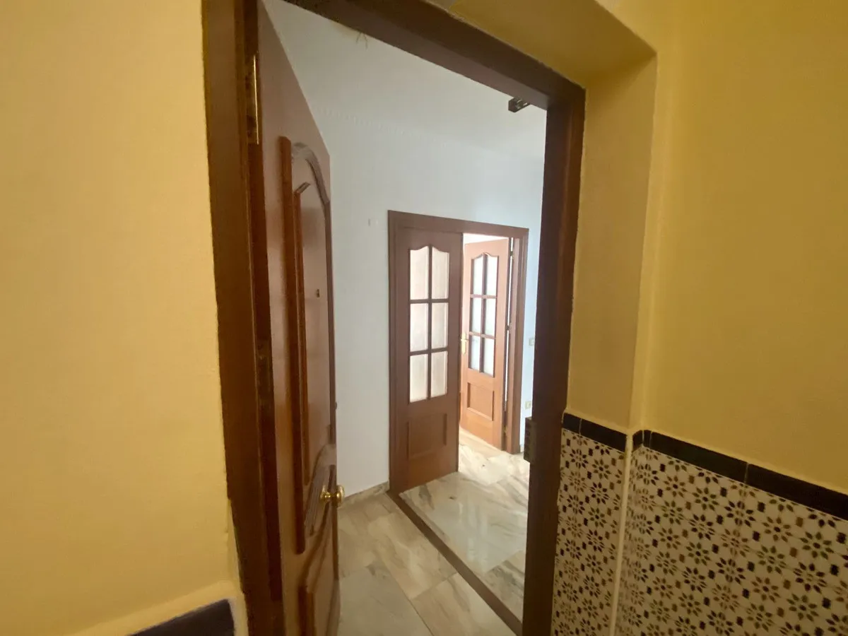 0d0b2034-c795-43aa-a4e3-798a28d96a96