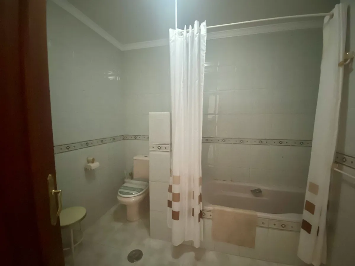 e7246825-b77a-4f2a-9ef4-710017689b32