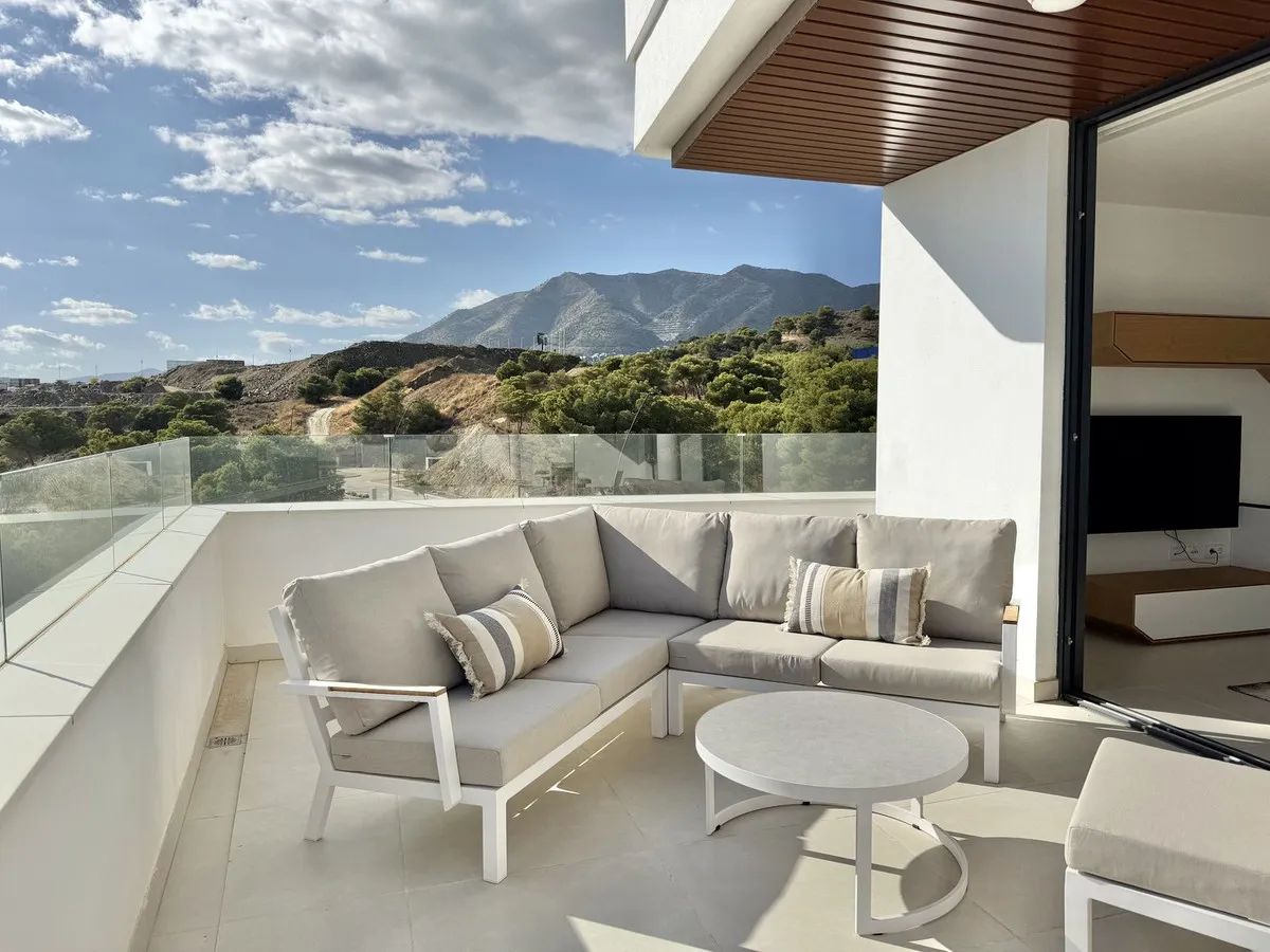 4691bf12-8f89-4b52-b760-eb0e5f59e589