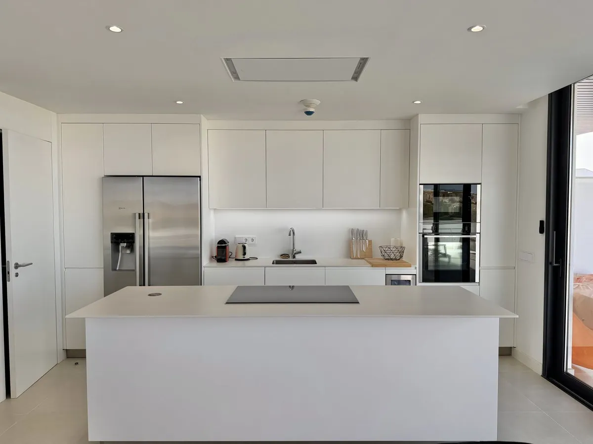 ed759cb2-9236-4f81-ab63-2e6dacc64739