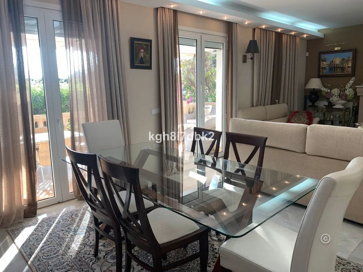 038b48cb-b50c-44e4-a379-914d427da761