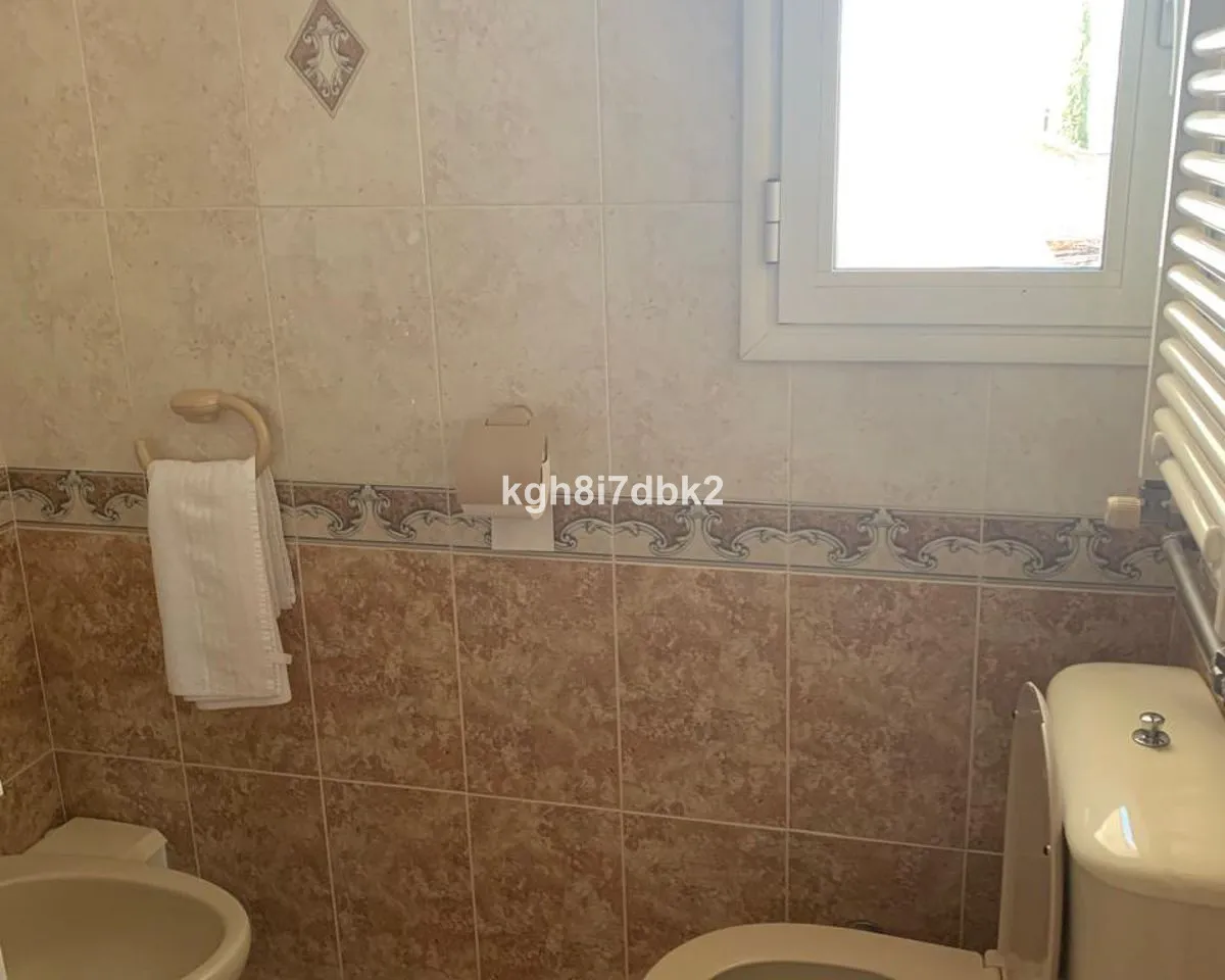 dffc78c7-3545-410d-b1f4-ea170c473e76