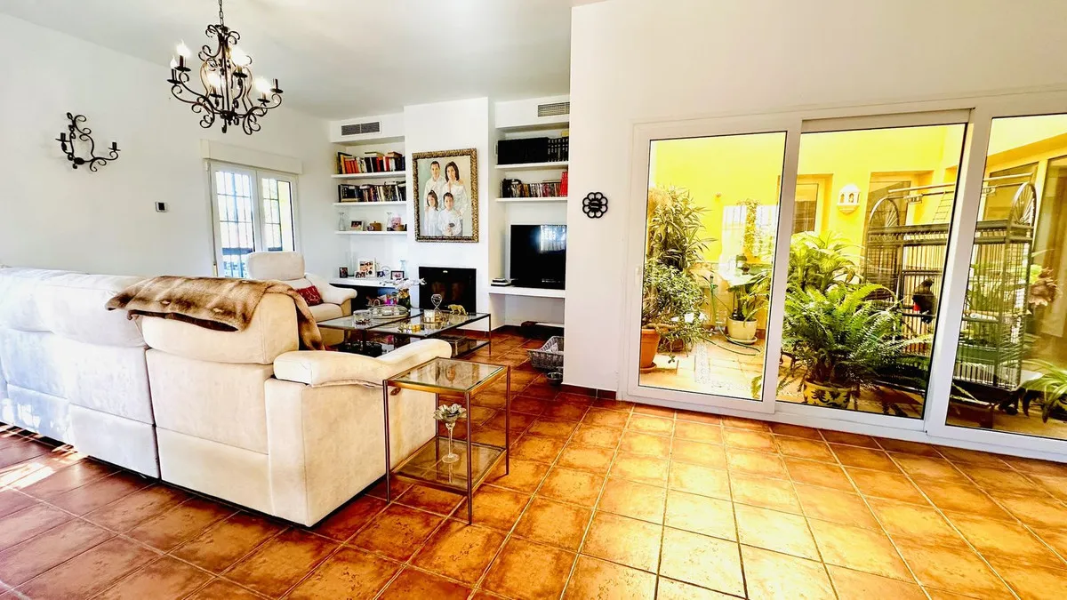 950d5222-c922-4951-8ce9-6e3fc52514cc