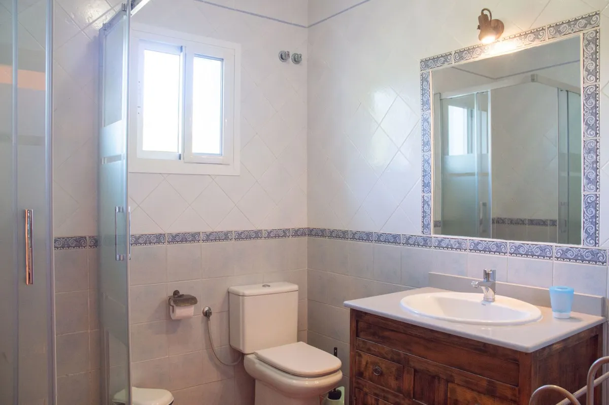 04466056-cf3c-4381-b3a4-8697bfcbaa5a