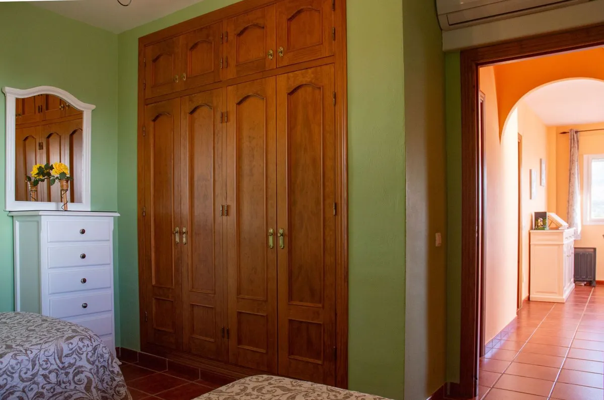 a14bbf2d-b1a6-43a7-b5c3-e74f4dc4acb0