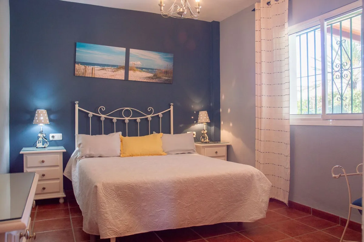 c30ee701-7fff-43d3-8c15-f8fd3f65750a