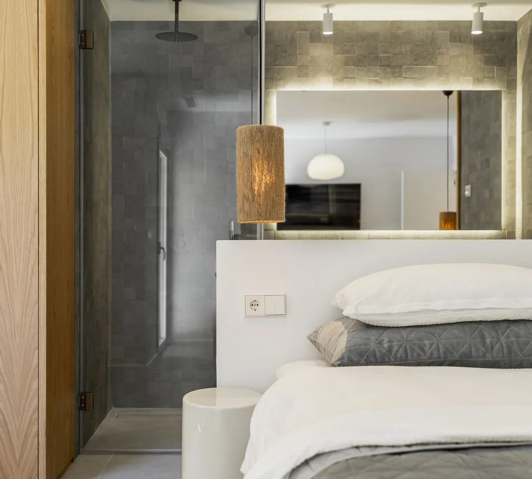 6e6a1e80-d65f-4f7e-8375-b82f76dbc8b8