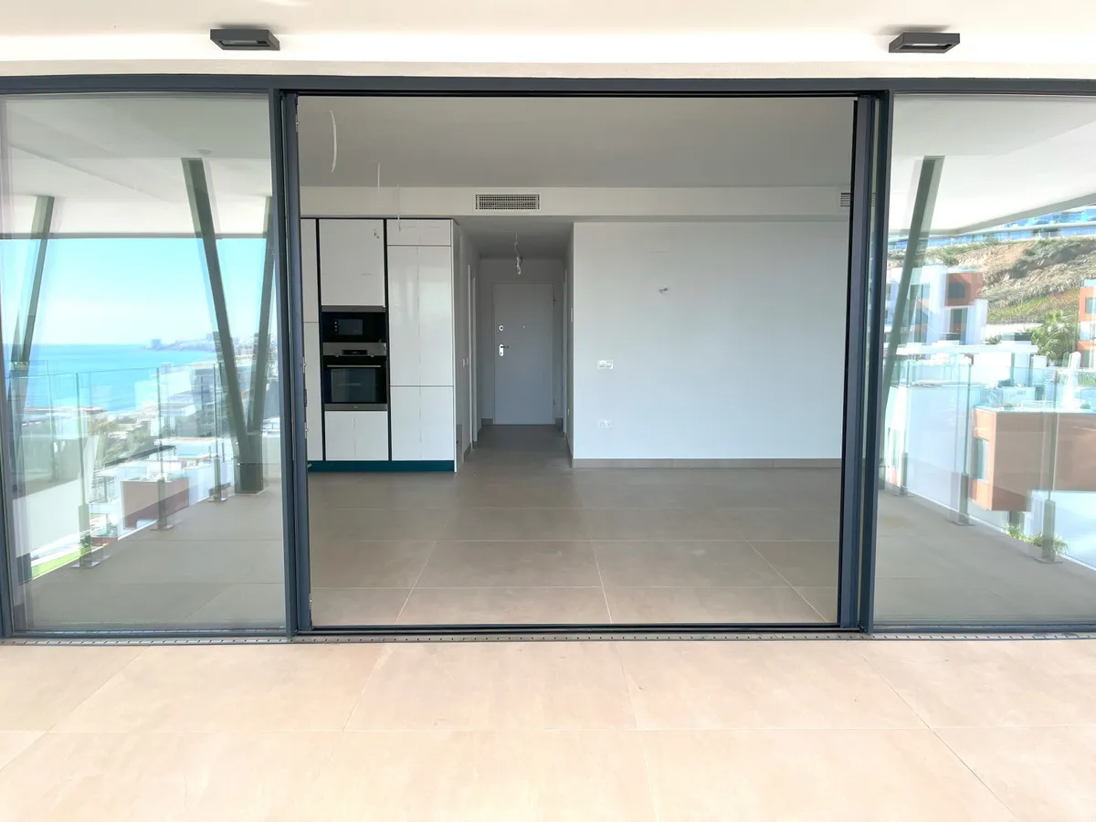 8d64c1db-3a98-4639-818e-56ce6cbede2c