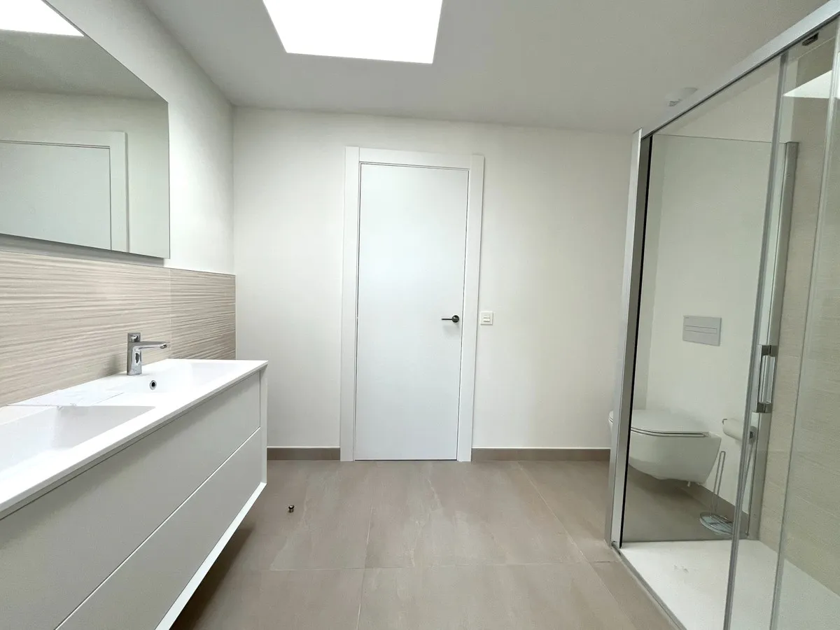 ab178cba-e29b-4f60-b9a8-b05d4ddb9f88