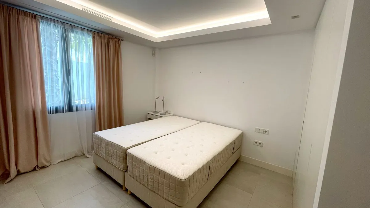 47b6266c-bd7a-49c6-98ca-61efdf64d117