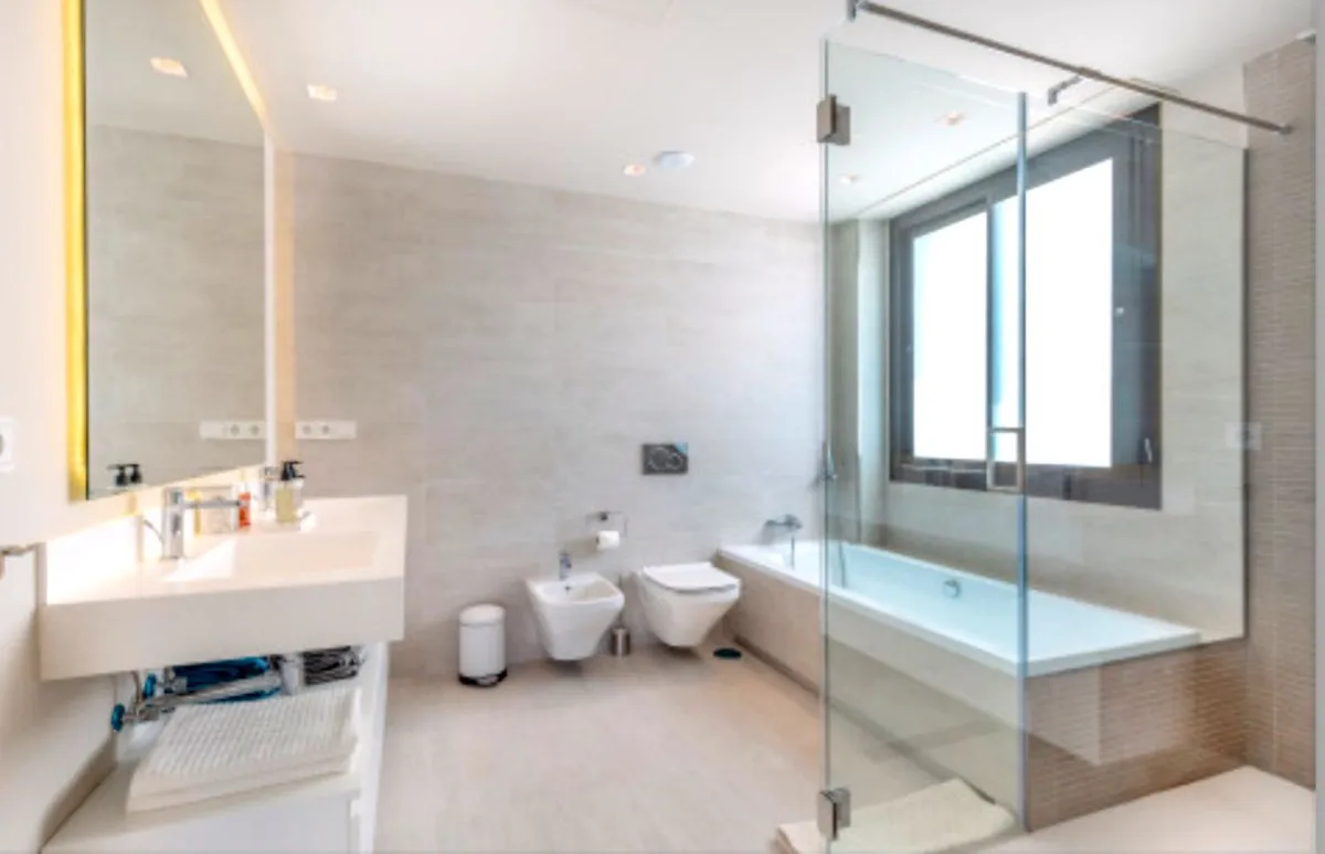 8bf8aa9c-478c-43ec-891d-b506eaa69798