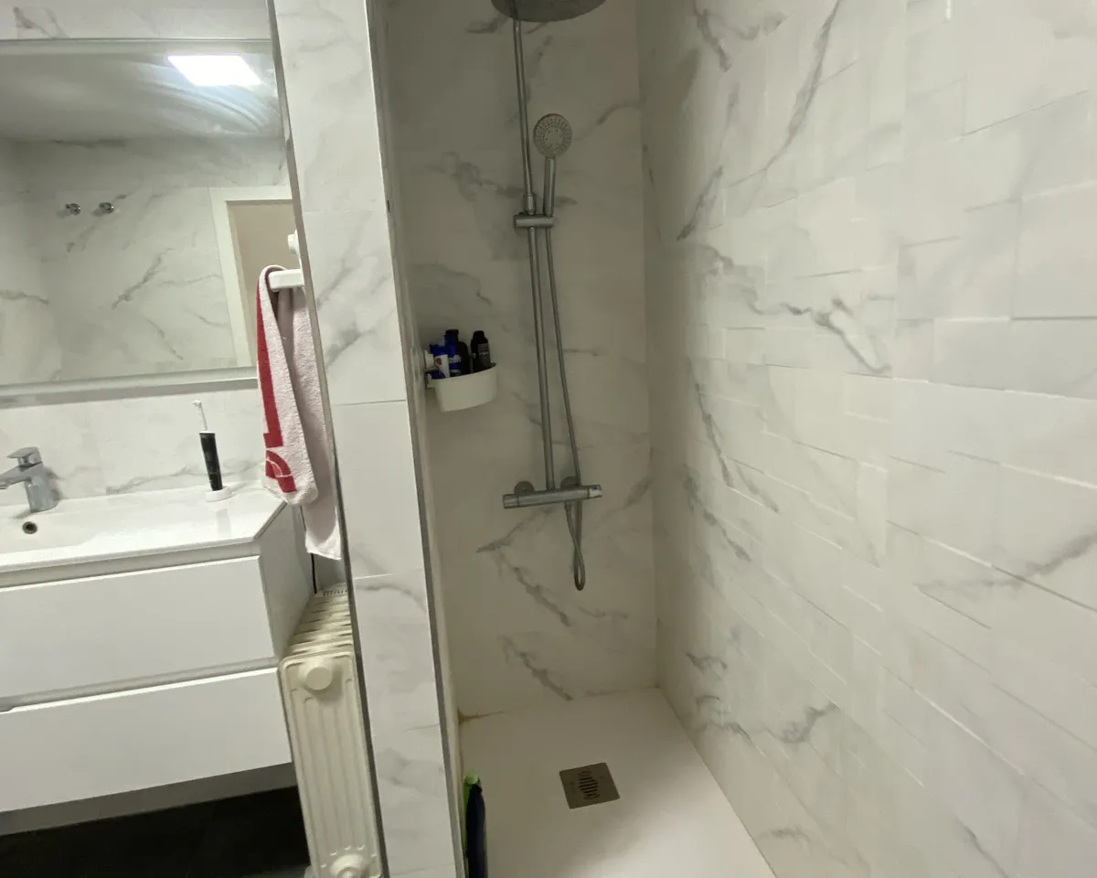 d4a9de37-de1d-456a-8342-8ca5f02e8c18