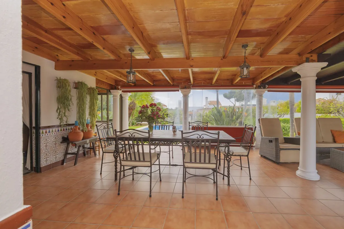 382661cf-286e-4f7f-9d63-f6c40f5f6c7e