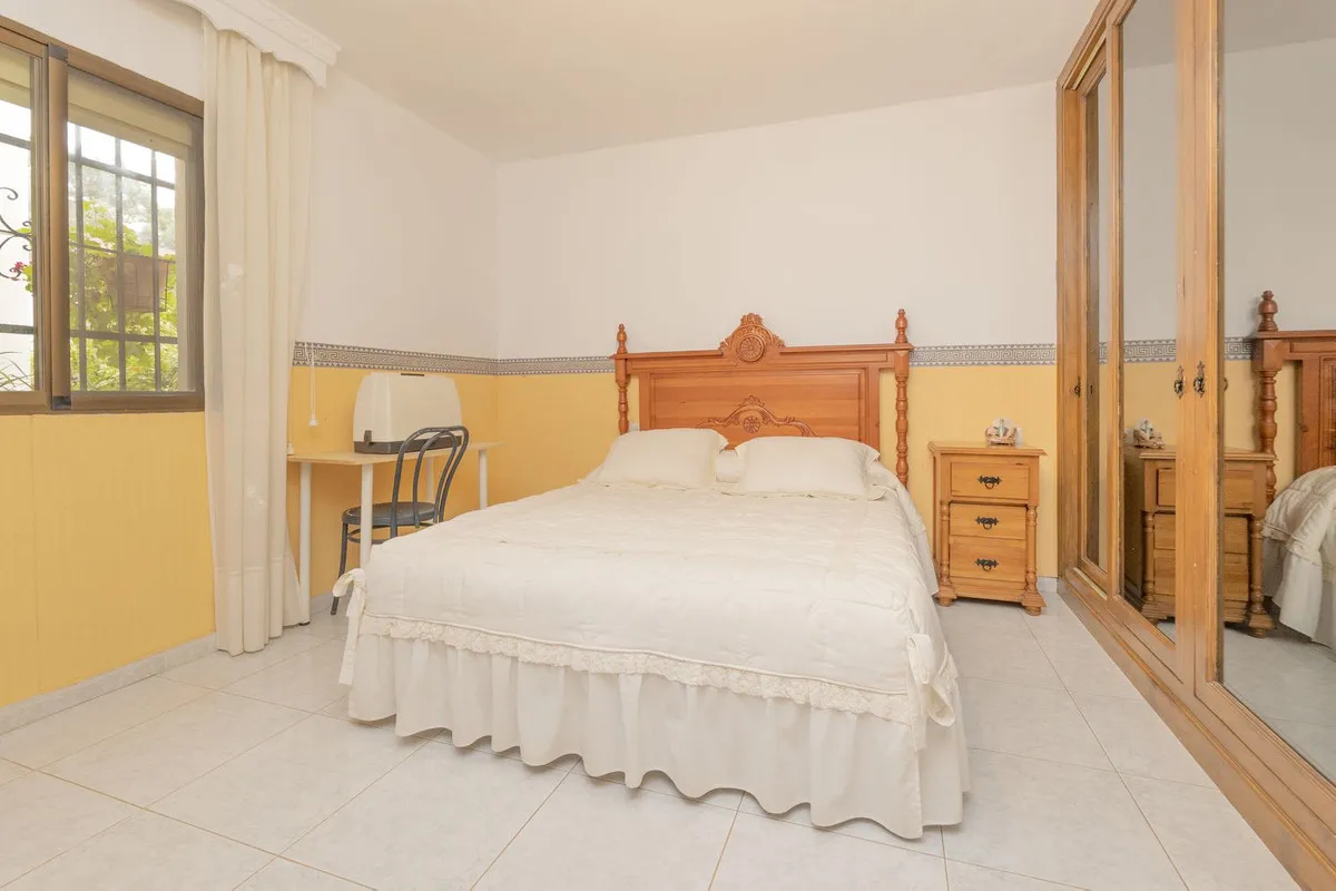 b5340e3d-dd32-4f8b-b740-231b7ab1803a