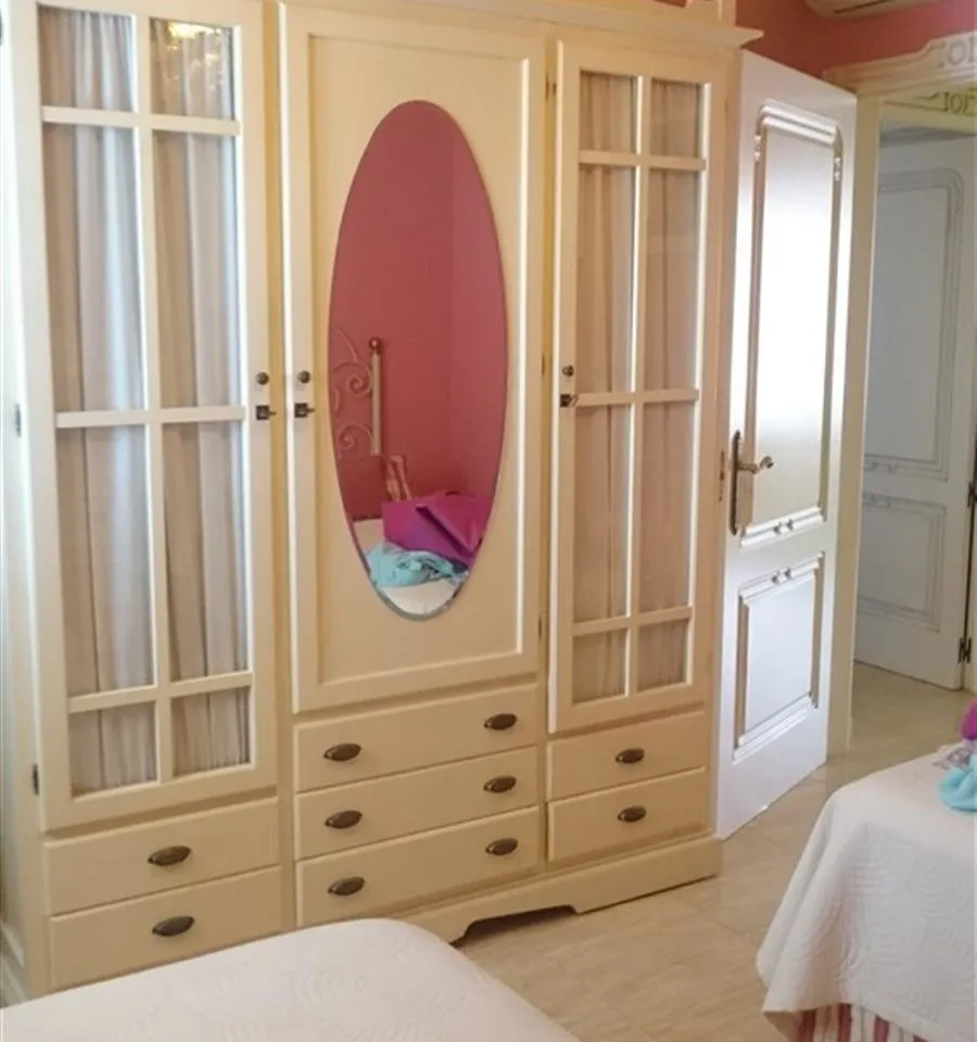 00b51568-7dff-48df-8f5a-34f629c99650