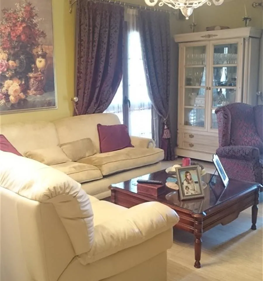 0fc7aa12-f373-4d80-b1e6-7c31544a87fe