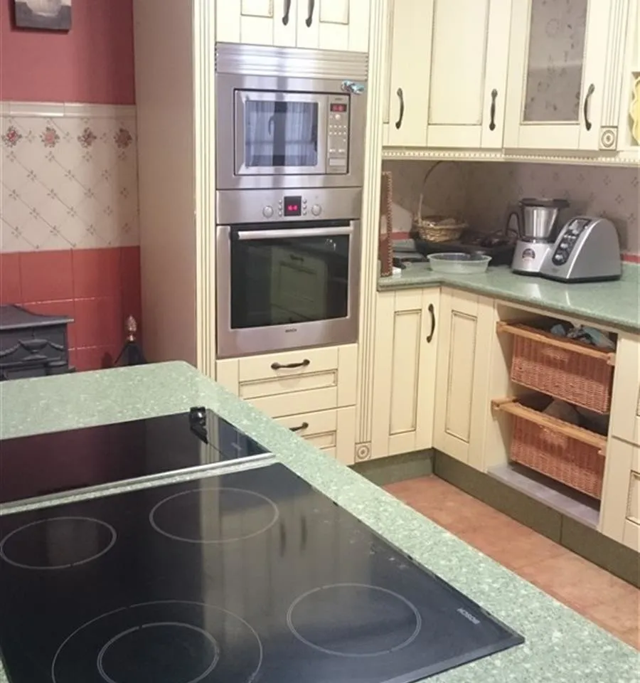 298c1306-6942-4c13-a64b-99b9533ac8b6