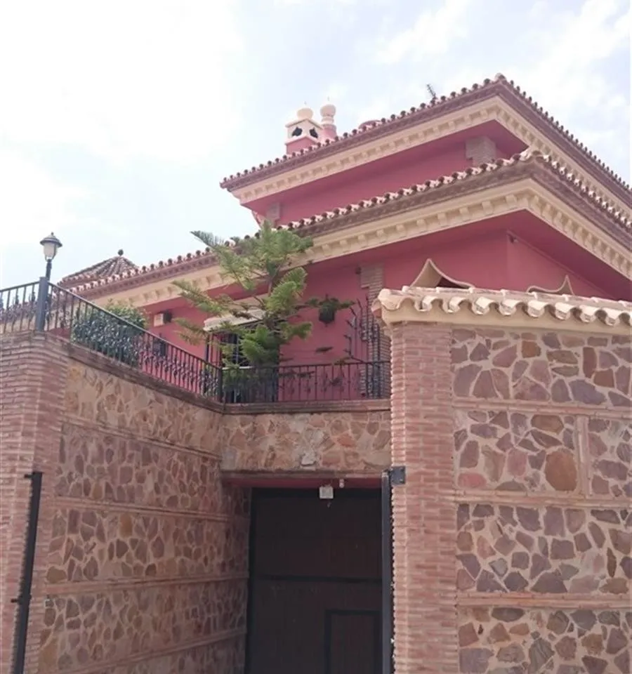 8a27105e-c508-4bff-9e9f-a7349a3f8ecf