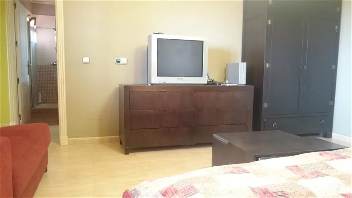 d0e25d29-a493-4fbc-84e0-de678303b86c