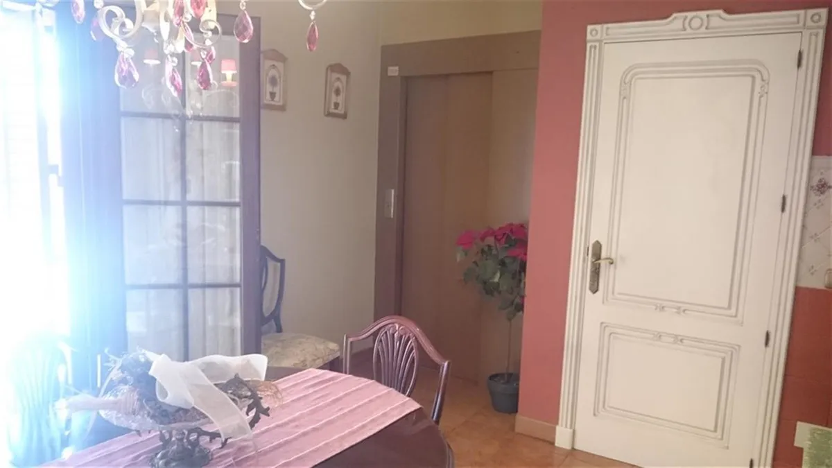 fbbde6e7-cdc6-4b0e-a51a-93bc7ed32e63