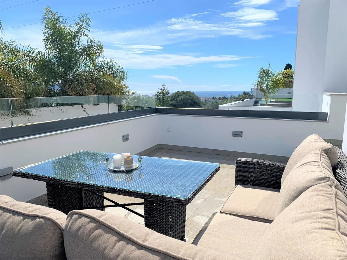 17fc9a70-9410-438d-b039-bc43918293bc