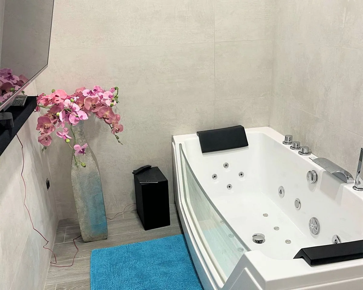 a0fa7f18-41ef-4b87-bca4-98df9b922dbb