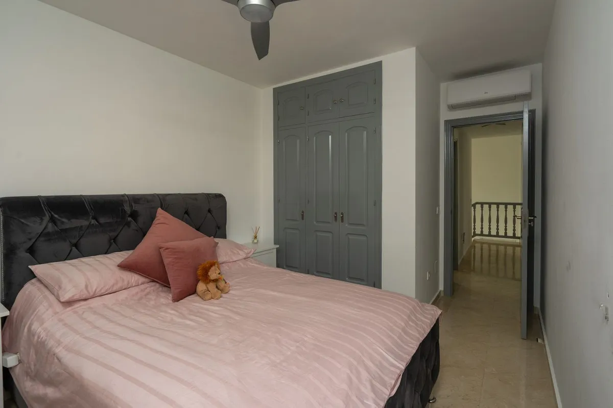 4b527241-07e4-43a1-8f59-0cf156d14674