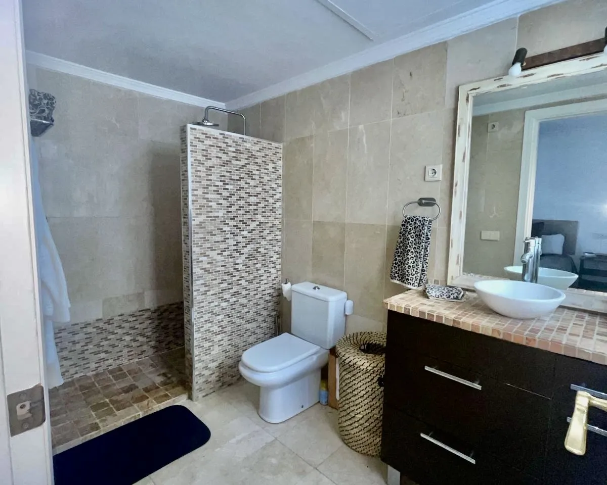 27ba898b-9db0-4f42-800f-e2f819469fbf