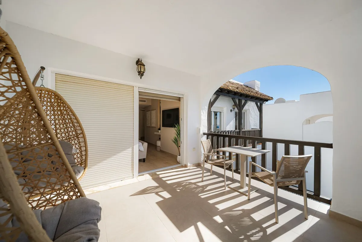 1bc049e4-af43-4d54-9036-8ee0ed426c0f