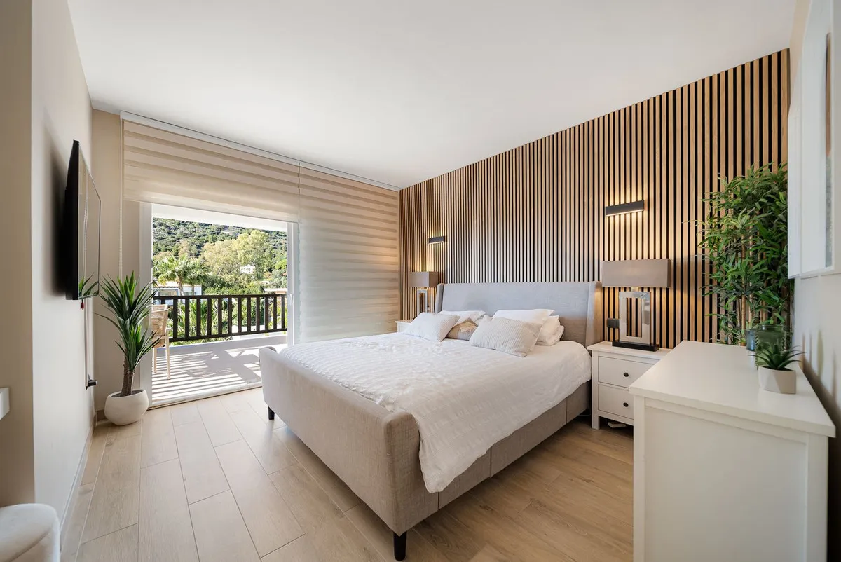 64c3f726-5e63-4cfa-8c5e-98485345b925