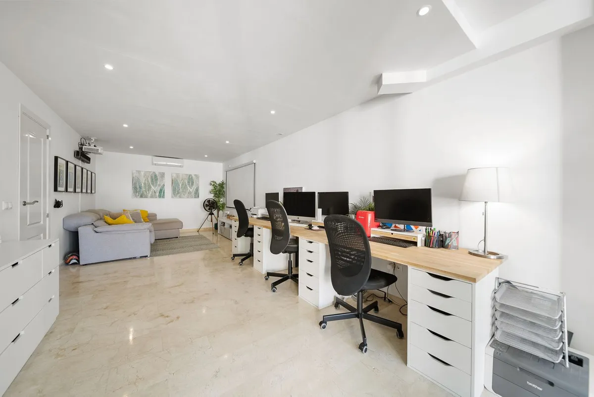 6b65a92d-013b-4d2f-9f7c-7f1a2659355e