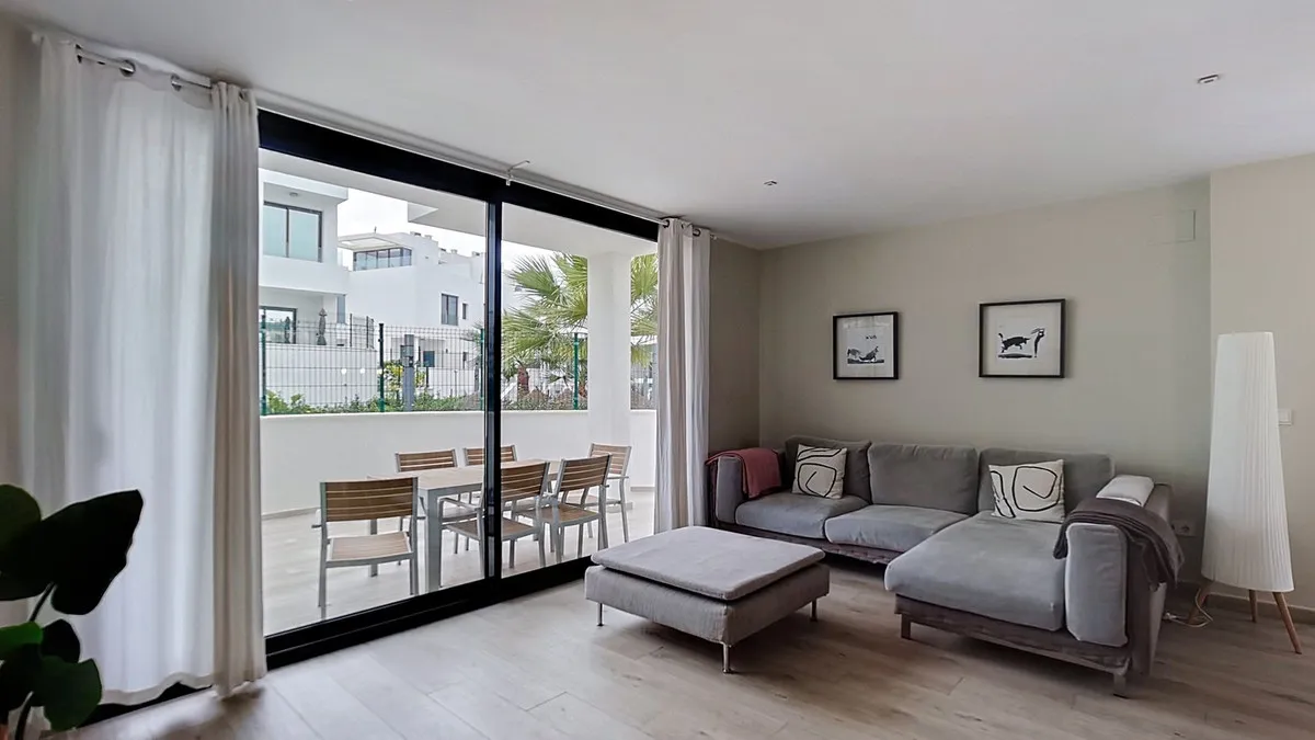 07fbef3d-14b6-430a-8e04-079e627bbc11